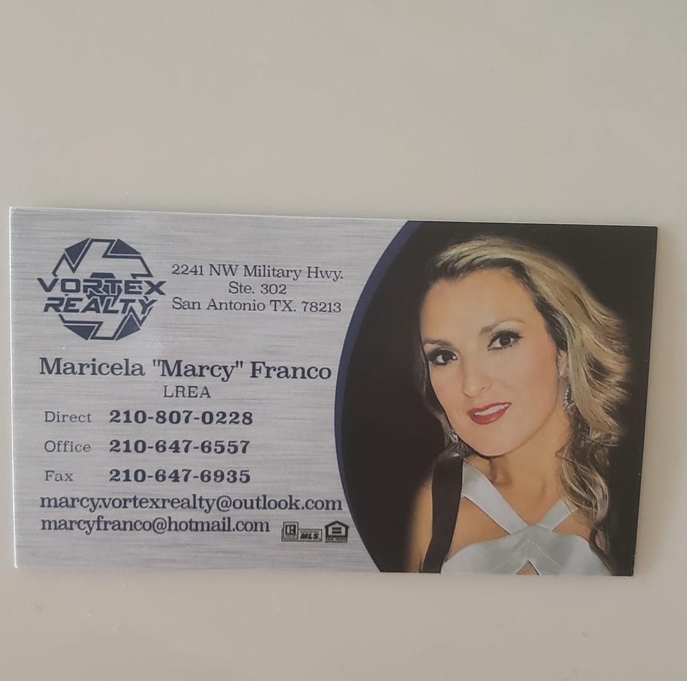 Meet your Posher, Maricela